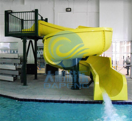 노란 열린 나선형 수영장은 맞춤화된 2.2m 높은 섬유 유리를 미끄러지게 합니다