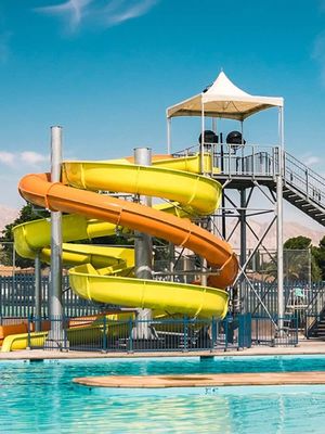 공원 오락 물놀이 스포츠 장비 야외 수영장 회전관 놀이터 슬라이드