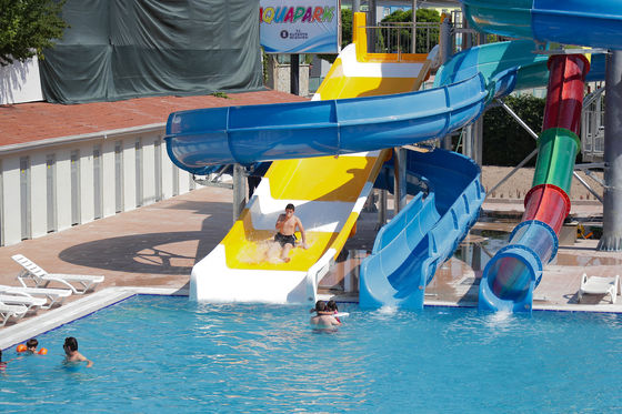 OEM 야외 다중 유리섬유 슬라이드 세트 물 놀이공원 놀이터