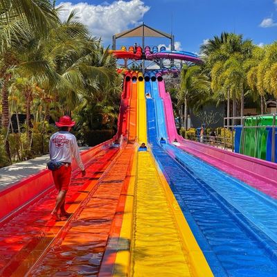 좋은 가격 Commercial Water Park Slide with 6-10mm Thickness Fiberglass for 5-10 Passengers and 100-500kg Capacity 온라인으로
