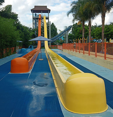 품질 Customized Size 6-8mm Thickness Fiberglass Water Park Slide with Over 10 Years Service Life for Outdoor Use 공장